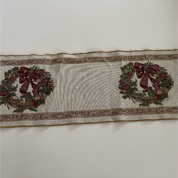 Christmas Wreath Tapestry Table Runner Cheri Blum Gold Tassels USA Made 72" x 13 - Picture 10 of 15